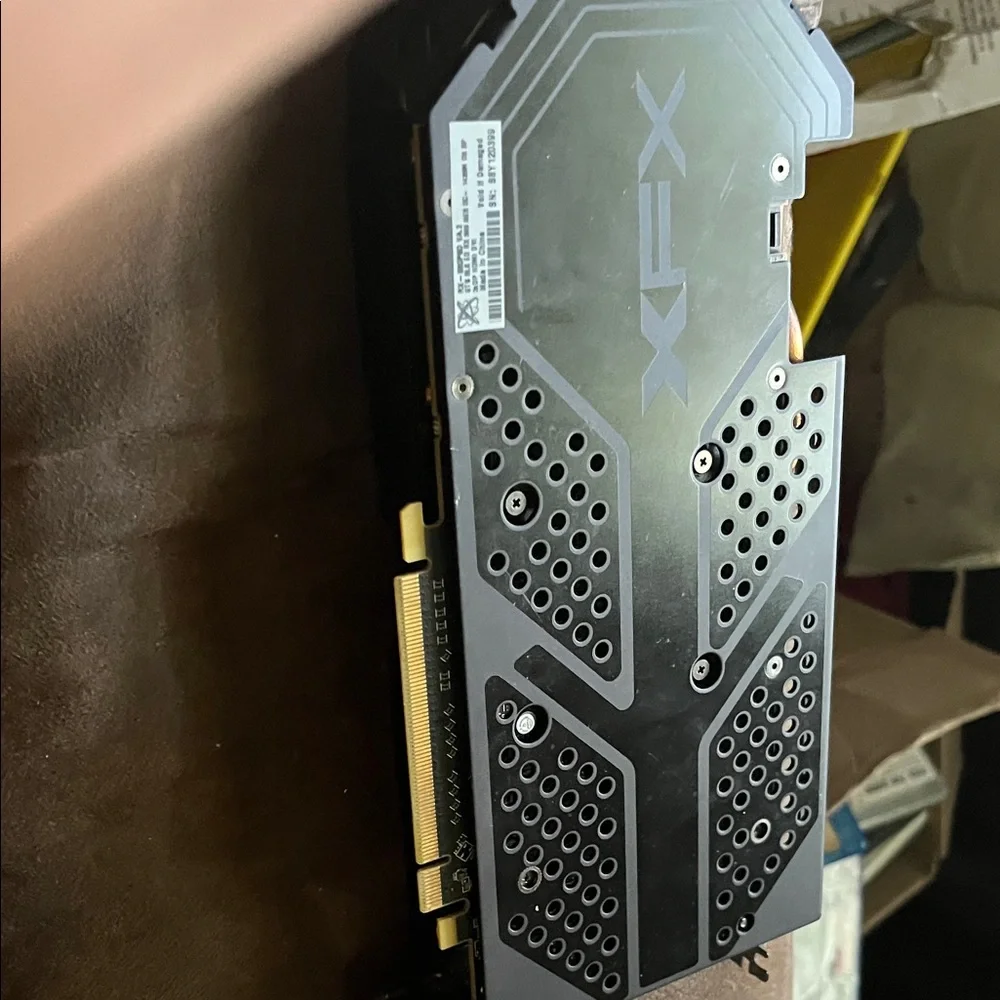 1050 XFX Black and Red Graphics Card